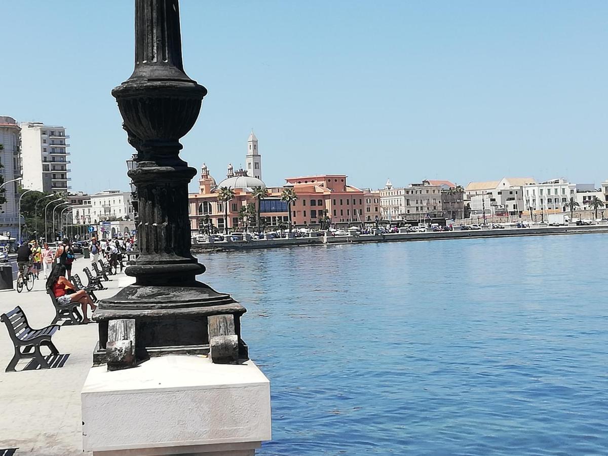 De Rossi Holiday Бари Экстерьер фото