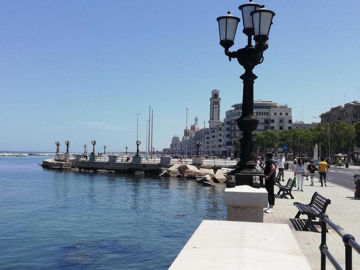 De Rossi Holiday Бари Экстерьер фото