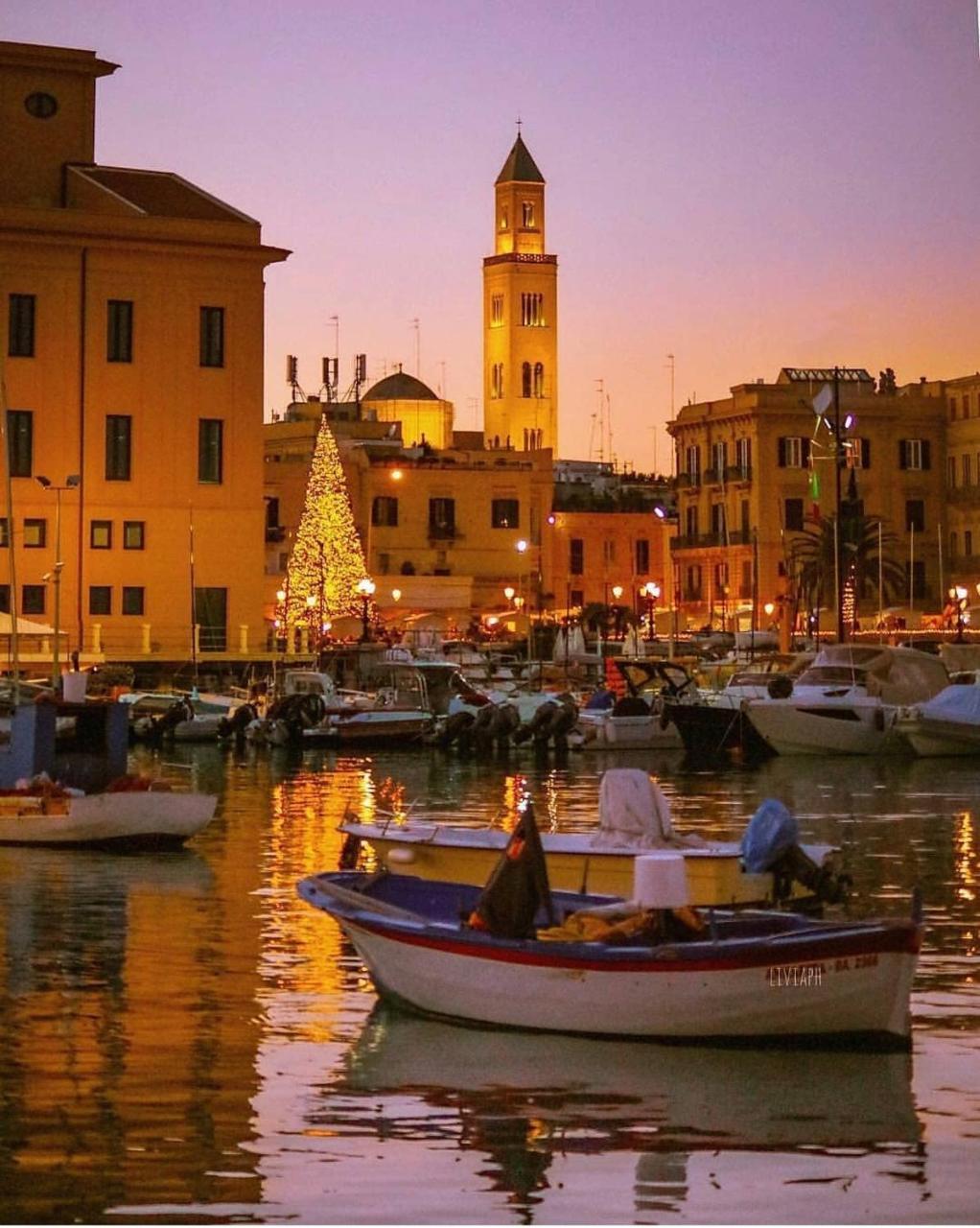 De Rossi Holiday Бари Экстерьер фото